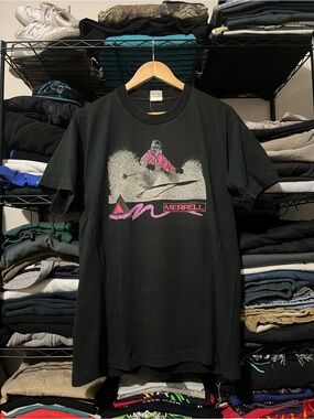 Merrell Black Short-Sleeve Ski Graphic Tee with Pink Accents